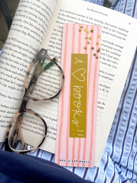 i heart books! striped bookmark