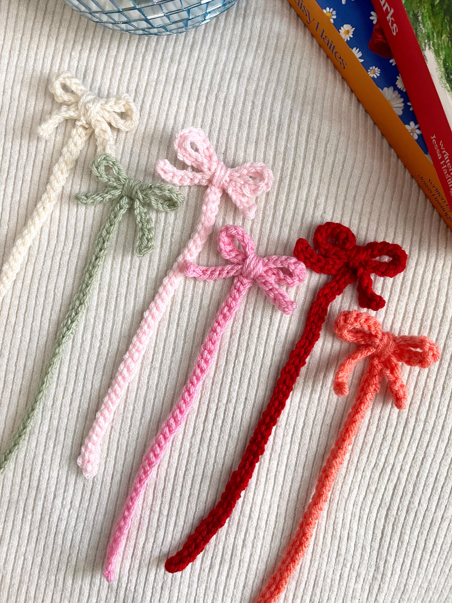 crochet bow bookmark